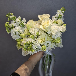 Silk Dawn Bridal Bouquet with delivery Saint Petersburg