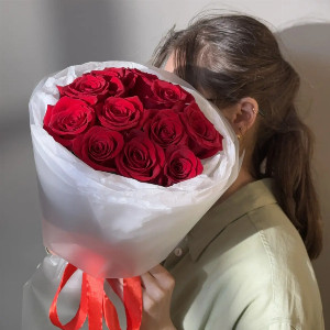 Scarlet Flame Bouquet with delivery Kaliningrad