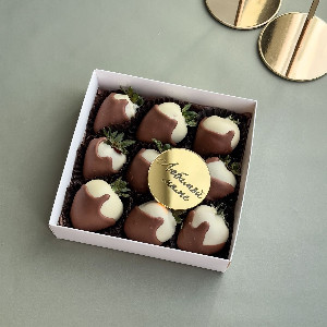 Velvet Evening Chocolate Strawberries with delivery Nizhniy-Novgorod
