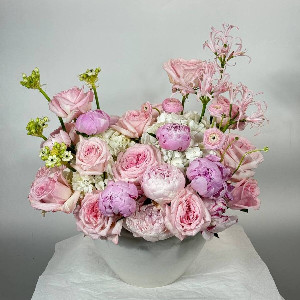 Florentine Spring Flower Arrangement in Pot with delivery Moscow