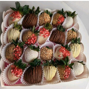 Nut Truffle Chocolate Covered Strawberries in Coconut with delivery Kaliningrad