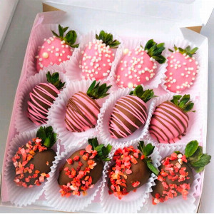 Chocolate Covered Strawberries "Gentle Cloud" with delivery Kaliningrad