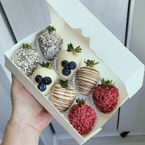 Summer Symphony Chocolate Covered Strawberries with delivery Kaliningrad