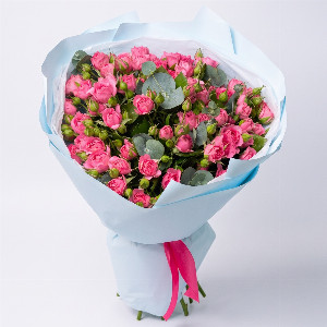 Raspberry Sorbet Bouquet of Peony Roses with delivery Saint Petersburg