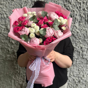 Orion Bouquet with peonies and spray roses with delivery Vladimir
