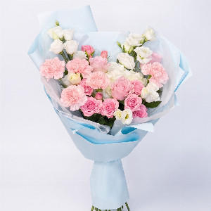 Pink Breeze Bouquet with Lisianthuses with delivery Saint Petersburg