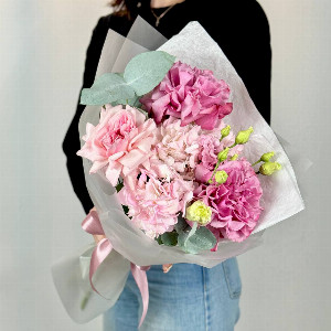 Berry Sorbet Bouquet with Hydrangea with delivery Moscow