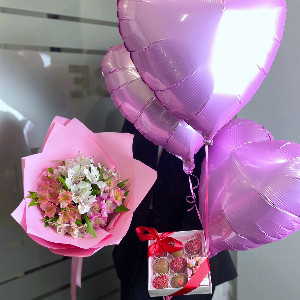 Triumph of Tenderness Set with Alstroemerias and Balloons with delivery Nizhniy-Novgorod
