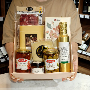 Mediterranean Breeze Gourmet Gift Box with delivery Kazan