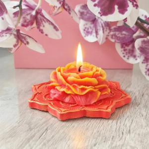 Silken Peony Candle on Tray with delivery Yekaterinburg