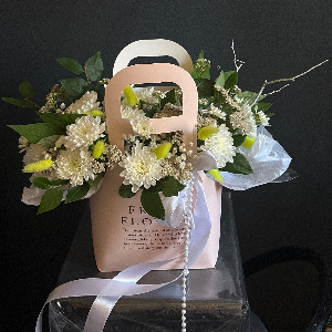 To My Bead Arrangement with Chrysanthemums with delivery Moscow