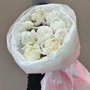 Snow Cloud Bouquet with White Peonies with delivery Belgorod