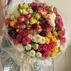 Colorful Gems Spray Rose Bouquet with delivery Minsk