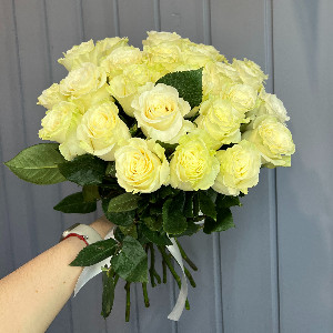 Bouquet "White Inspiration" with delivery Murmansk