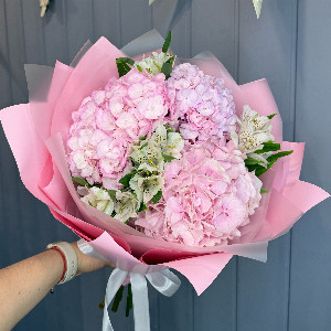 Bouquet "Airy Marshmallow" with delivery Murmansk