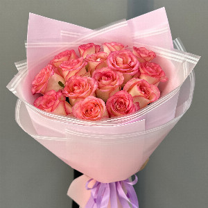 Bouquet "Pink Blush" with Roses with delivery Belgorod