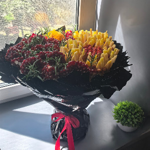 Yin-Yang Gourmet Bouquet with delivery Chelyabinsk