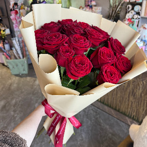 Scarlet Heights Bouquet with Roses with delivery Krasnodar