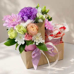 Tender Compliment Arrangement with Candies with delivery Moscow