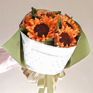 Bouquet "Autumn Tale" made of Marshmallow and Gingerbread with delivery Moscow