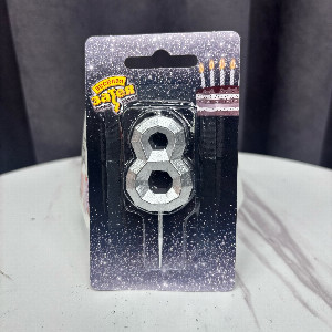 Свеча "Серебряная цифра 8"