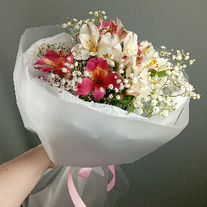 Raspberry Breeze Bouquet with Alstroemerias and Gypsophila with delivery Chelyabinsk