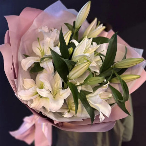 Lily Bouquet "Snow-White Lily" with delivery Ufa