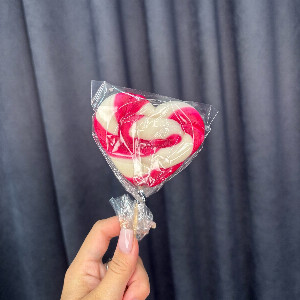 Raspberry Heart Lollipop 70 g with delivery Perm