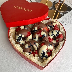 "Pure Delight" Chocolate Donuts, 8 Pieces with delivery Saint Petersburg