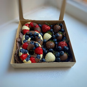 "Donut Boom" Chocolate Strawberries with delivery Rostov-on-Don