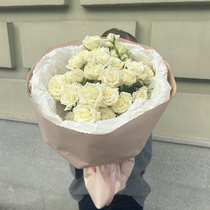 Rose Bouquet "Cream Cloud" with delivery Ufa