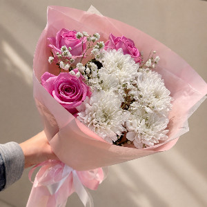 Bouquet "Pink Greeting" with delivery Moscow