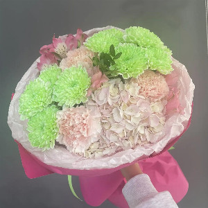 Bouquet "Lime Souffle" with delivery Sochi