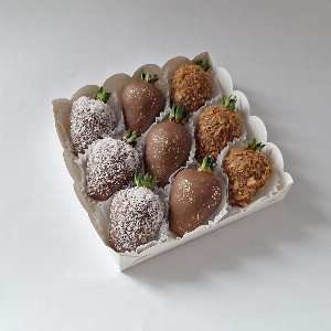 Chocolate Strawberries "Three Textures" with delivery Lipetsk
