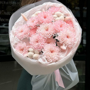 Bouquet "Cloud Embrace" with delivery Orenburg