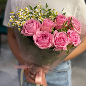 Bouquet "Daisy Rendezvous" with delivery Perm