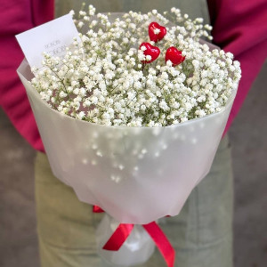 Bouquet "Three Heartfelt Words" with delivery Perm