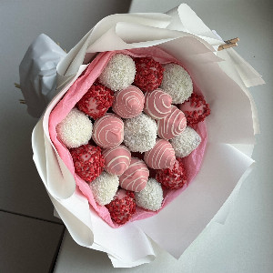 Букет из клубники "Кокосовое облако" с доставкой в Самаре