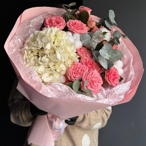 Bouquet "Princess Dream" with delivery Ufa