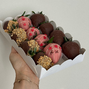 Chocolate Strawberries "Sweet Confession" with delivery Kaliningrad