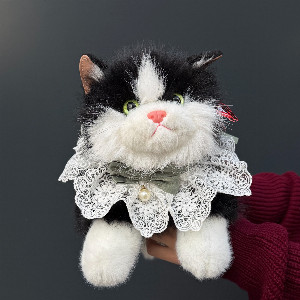 Мягкая игрушка "Кошечка в кружевах"