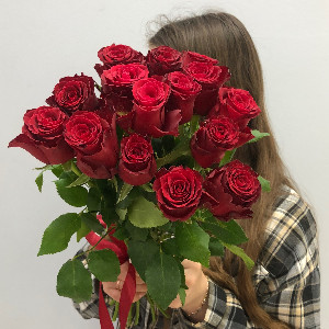 "Scarlet Confession" Bouquet with delivery Penza