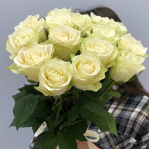 "Pale Tenderness" Bouquet with delivery Penza