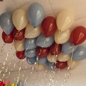 "Tricolour" Ceiling Balloons with delivery Saint Petersburg