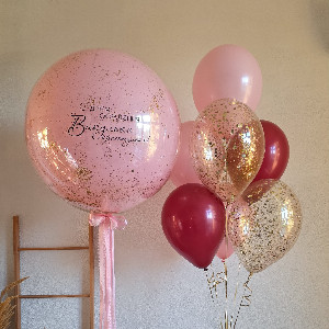 "Raspberry Gleam" Balloon Set with delivery Saint Petersburg