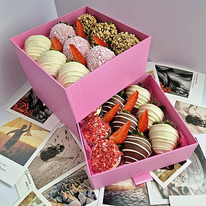 Chocolate-Covered Strawberries "2 in 1" with delivery Tyumen