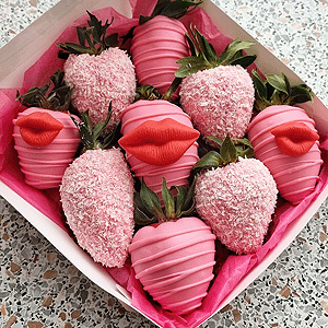 The "Kiss of Love" Set with delivery Tyumen