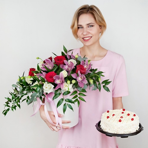 Red rose 50 cm - 11, Pink Cymbidium Orchid Bud - 11, lisianthus - 7, Round flower box medium, Film, Oasis, Eucalyptus Cinerea, Flask for orchids, Aspidistra (1 pc.), Cake in assortment, Ruscus italian, Ribbon