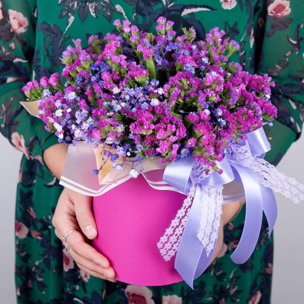 Gypsophila - 3, Round flower box small , Oasis, Pink Statice, Wrapping Paper
