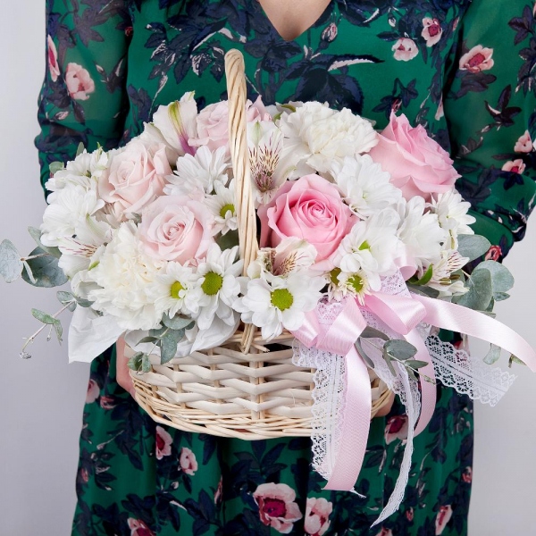 Pink rose 50 cm - 7, Carnation white, cream - 4, Alstromeria white, soft pink - 3, Bacardi White Spray Chrysanthemum - 4, Small Basket, Oasis, Eucalyptus Cinerea, Wrapping Paper